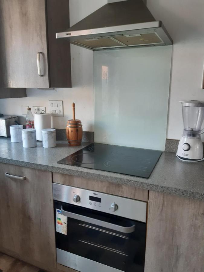 Apartmán Our Guests Are Royal Higham Ferrers Exteriér fotografie